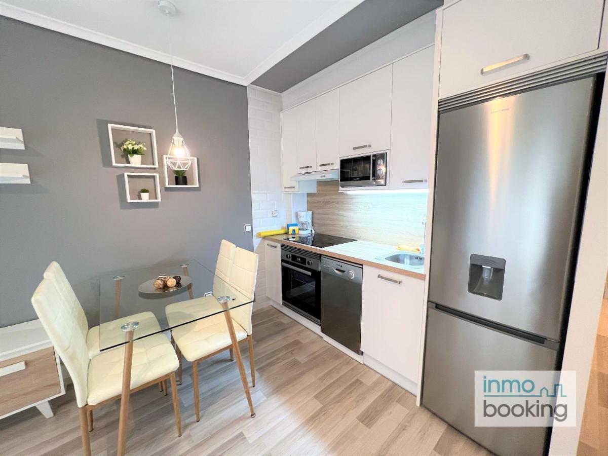 סאלו Solo Familias, Apartamento Climatizado Y Cerca De La Playa מראה חיצוני תמונה