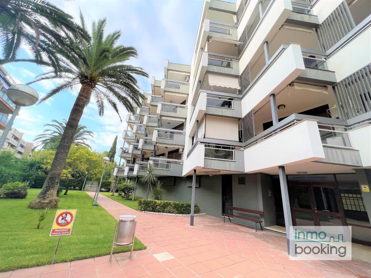 סאלו Solo Familias, Apartamento Climatizado Y Cerca De La Playa מראה חיצוני תמונה